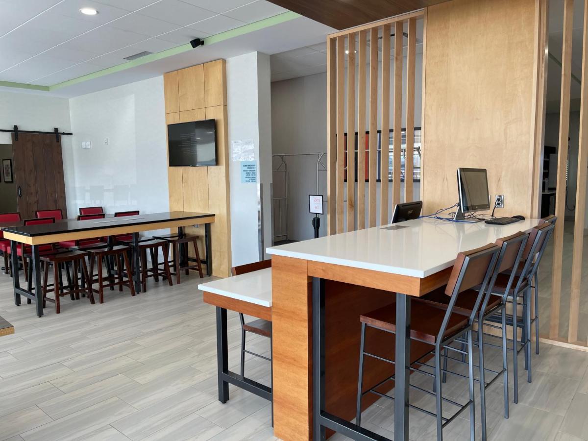 Holiday Inn Express & Suites - Gatineau - Ottawa By Ihg Εξωτερικό φωτογραφία